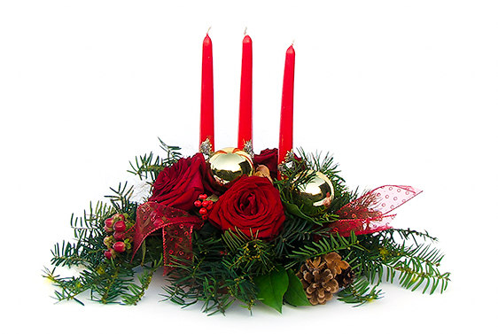 Centerpiece with Three Roses & Candles